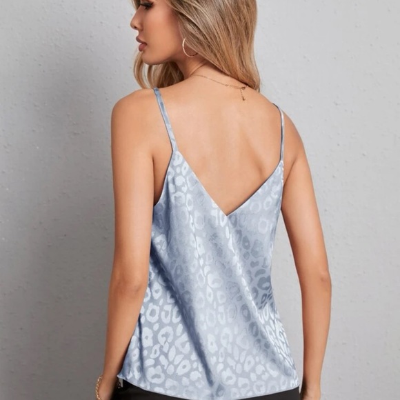 V neck cami tank top jacquard leopard print satin light blue - Picture 3 of 12